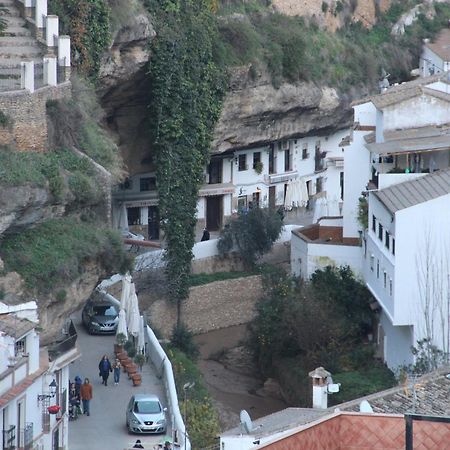 Atico De La Miel Apartment Setenil De Las Bodegas Luaran gambar